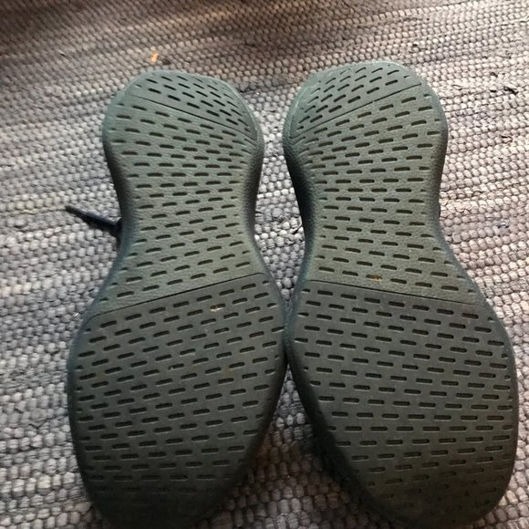 Allbirds Tree Dashers, Navy, Size 9. - Picture 2 of 11